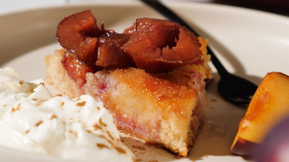 Pflaumenkuchen aus der Pfanne Pflaumenkuchen aus der Pfanne