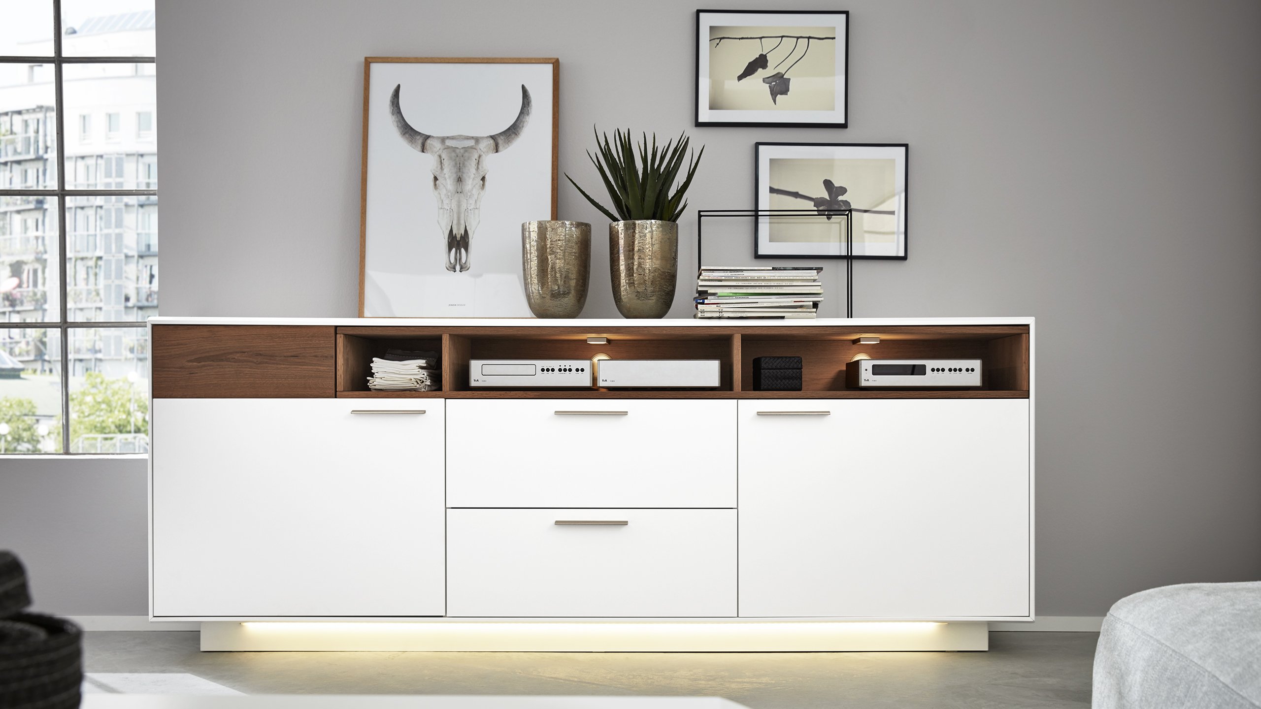 moderne wohnzimmermöbel - vom sideboard bis esstische