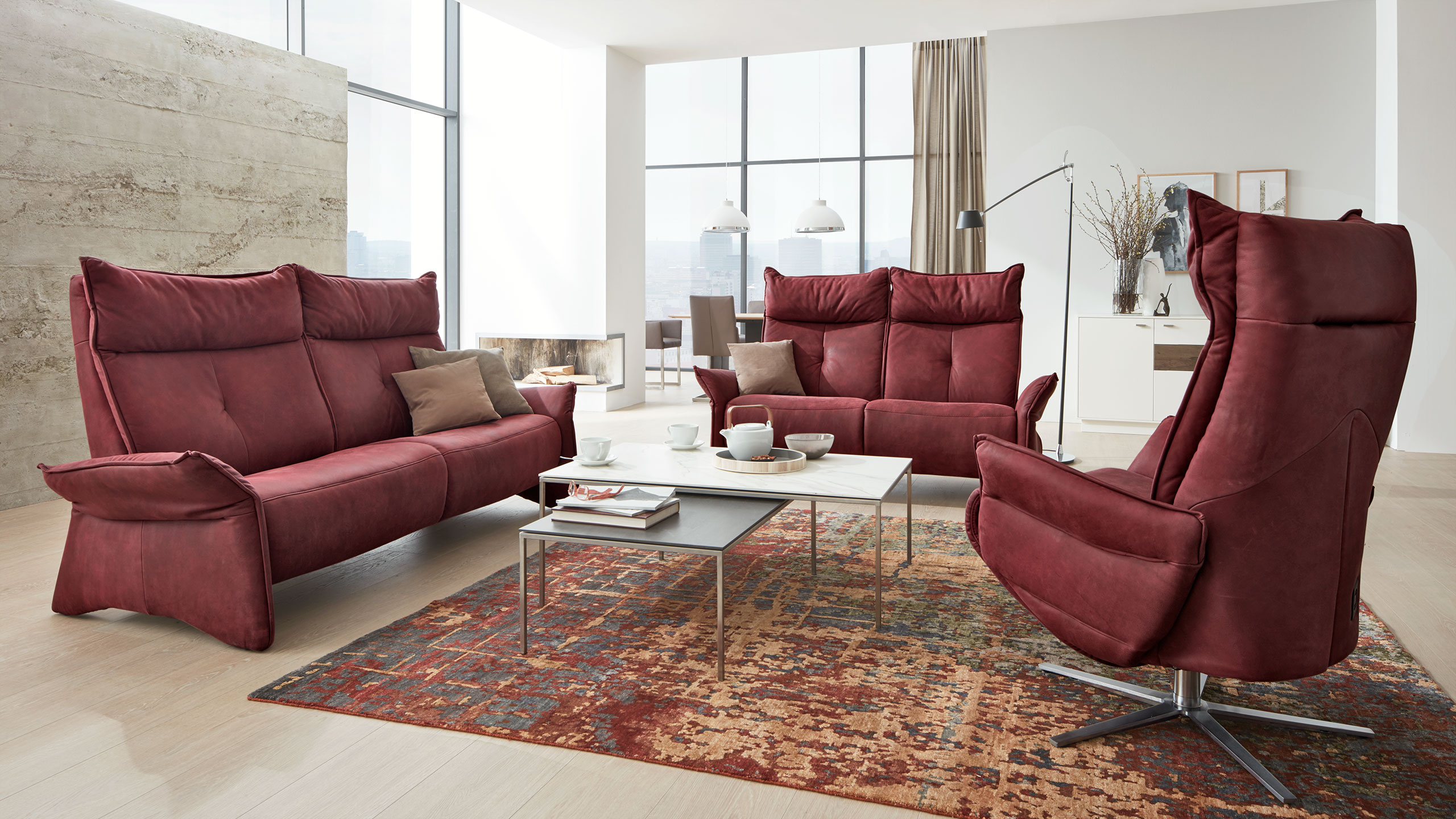 Interliving-Sofa-Serie-4200-rot-Sessel-Sofa