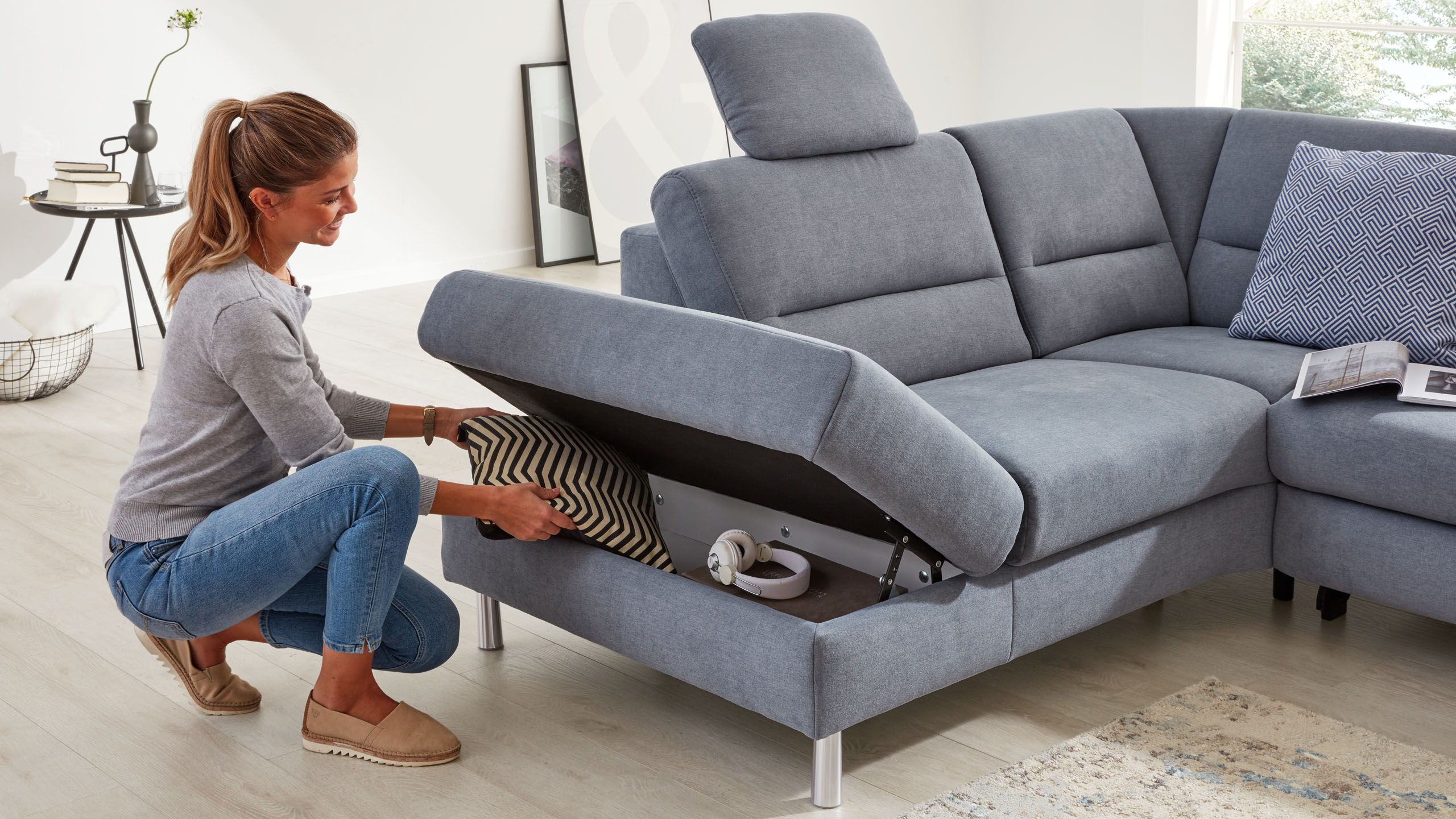 Interliving Sofa Serie 4305 mit Stauraumfunktion