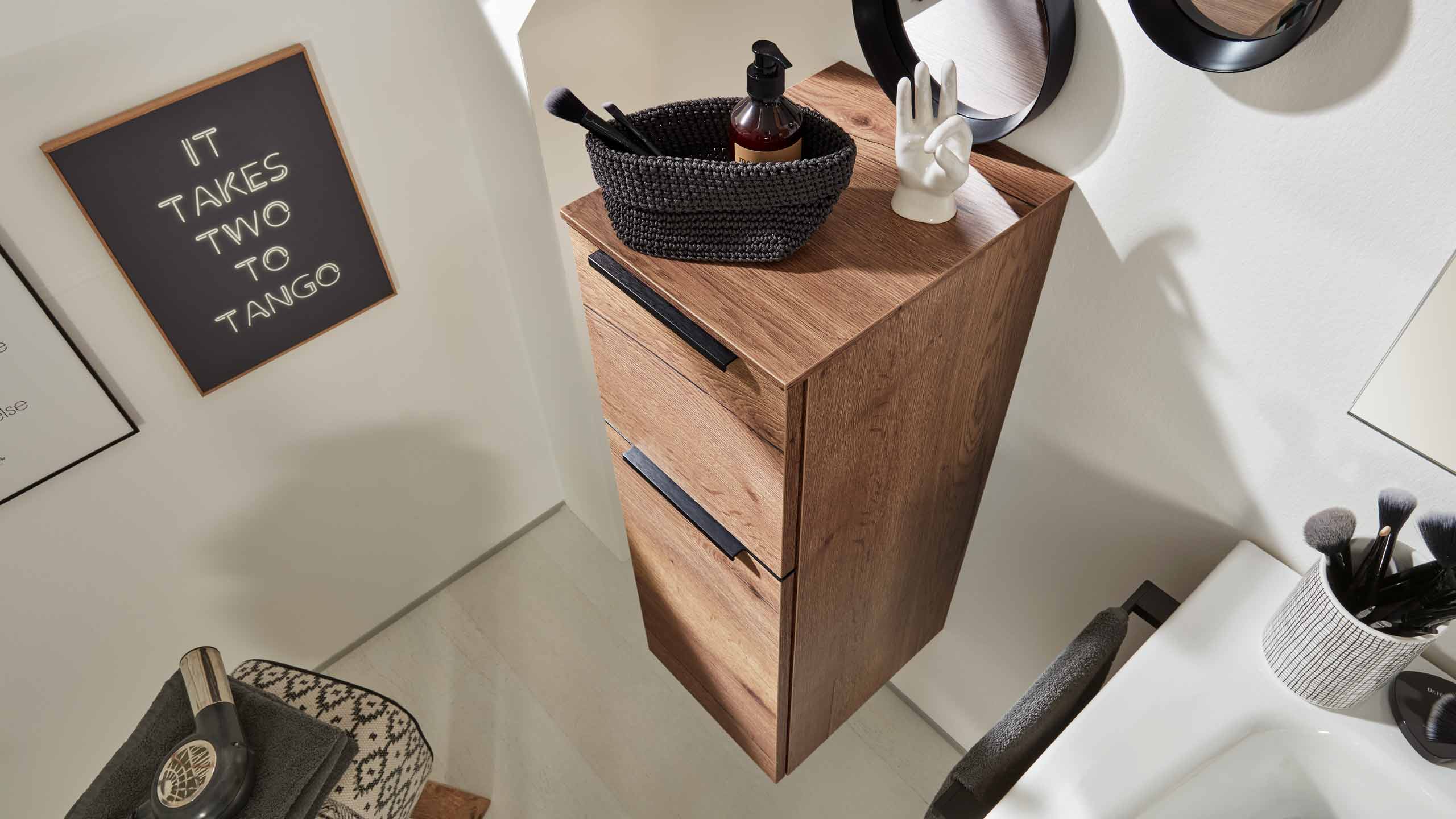 Interliving Bad Serie 7402