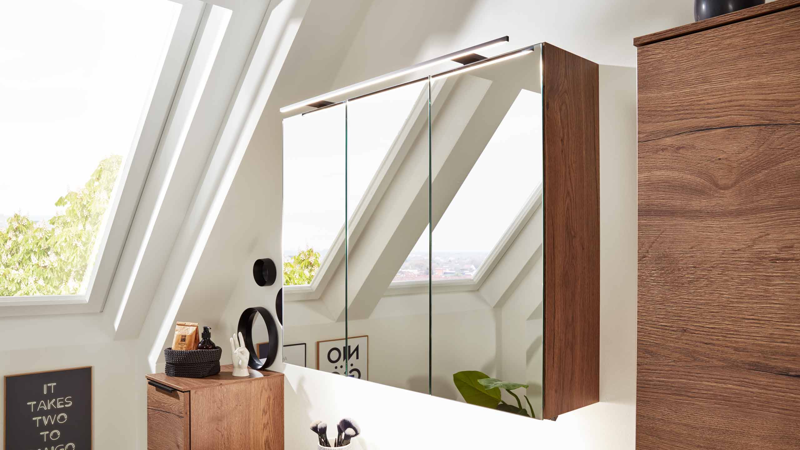 Interliving Bad Serie 7402
