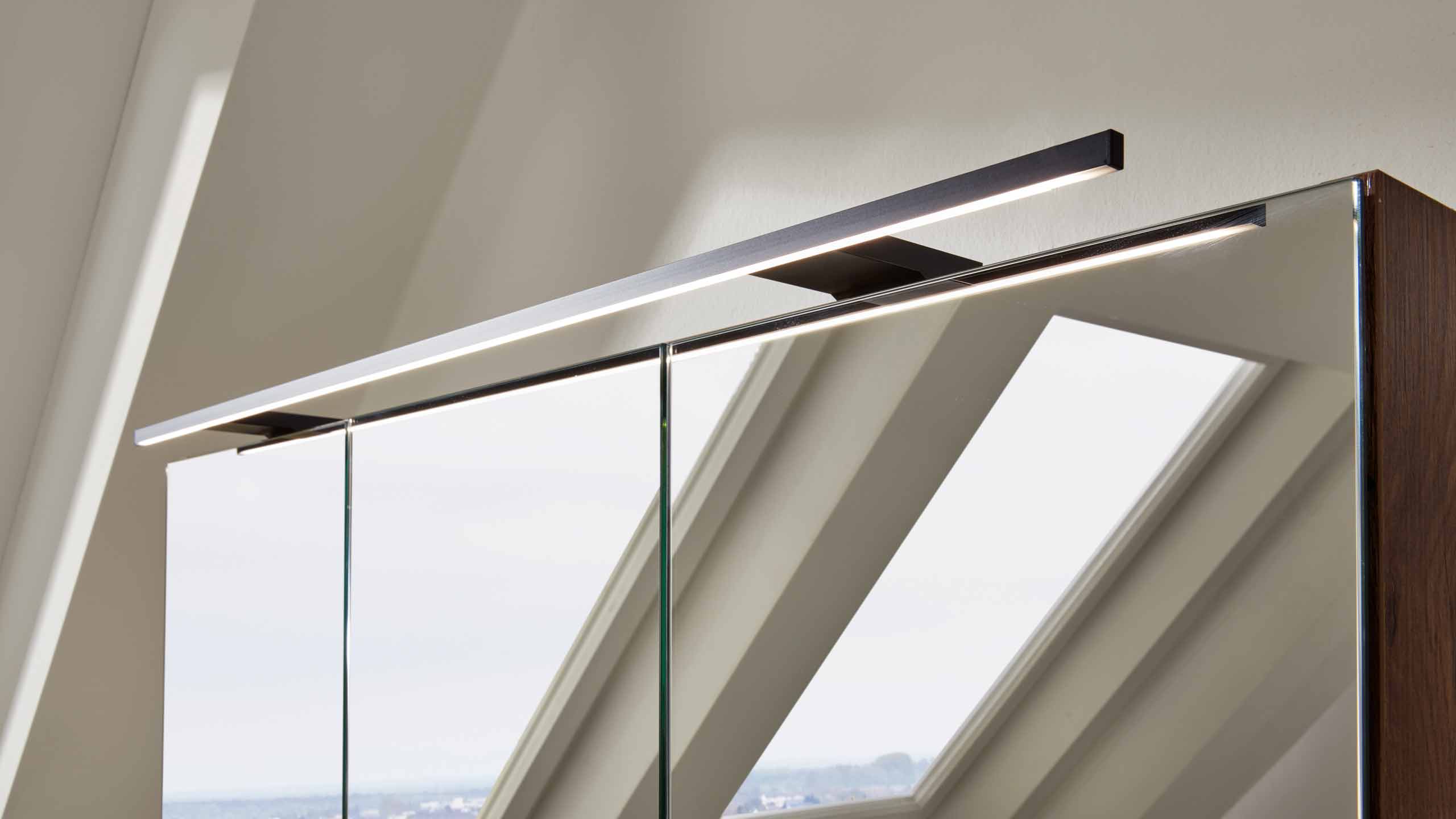 Interliving Bad Serie 7402