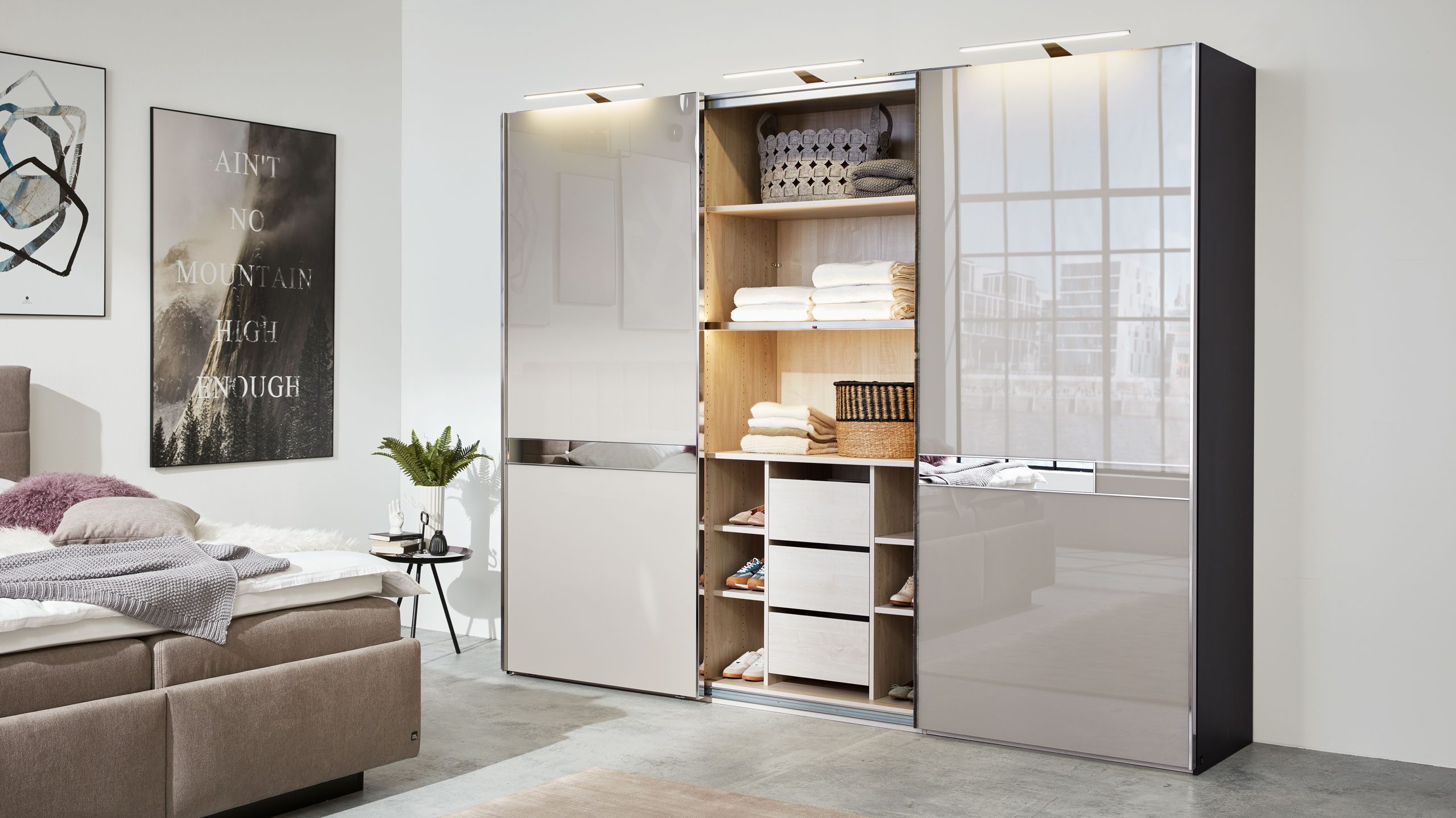 Interliving Kleiderschrank Serie 1206