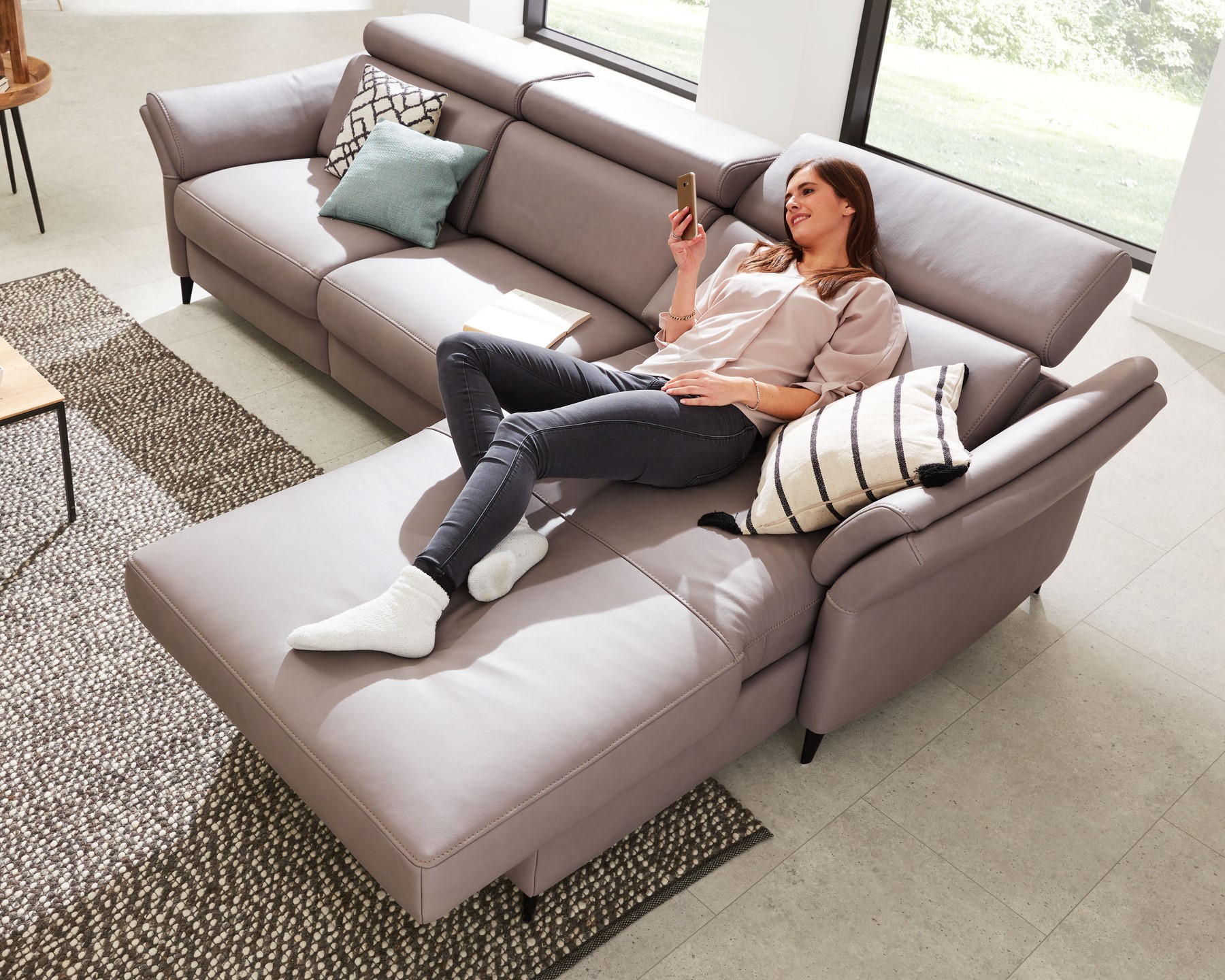 Motorisches XXL-Canape der Interliving Sofa Serie 4055